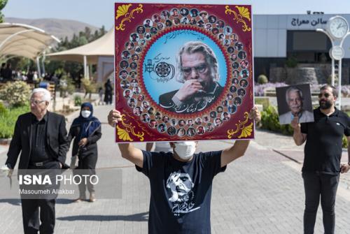 مراسم یادبود منوچهر اسماعیلی با حضور بازیگران و دوبلورها