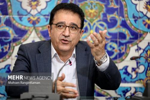 در طول تاریخ ایران هیچگاه شاهد برهنگی نبودیم