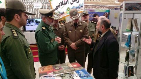 دستاوردهای ۴۰ ساله ارتش به نمایش گذاشته شد