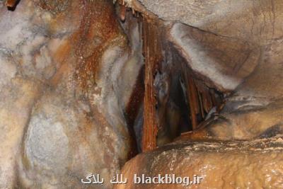قبض آبی كه منجر به كشف یك غار در كاشان شد