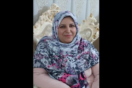 شاعران و نویسندگان با قلم هایشان نوجوانان را وادار به تفكر كنند